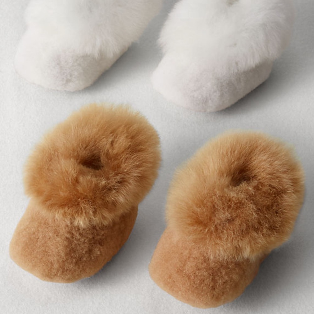 Restoration hardware premium alpaca and shearling kids slippers sz 12-18 months